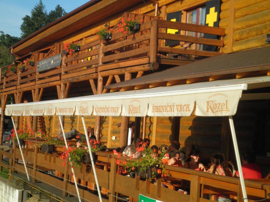 Sport-Hotel Sibenicni Vrch Mnichovice Exterior photo